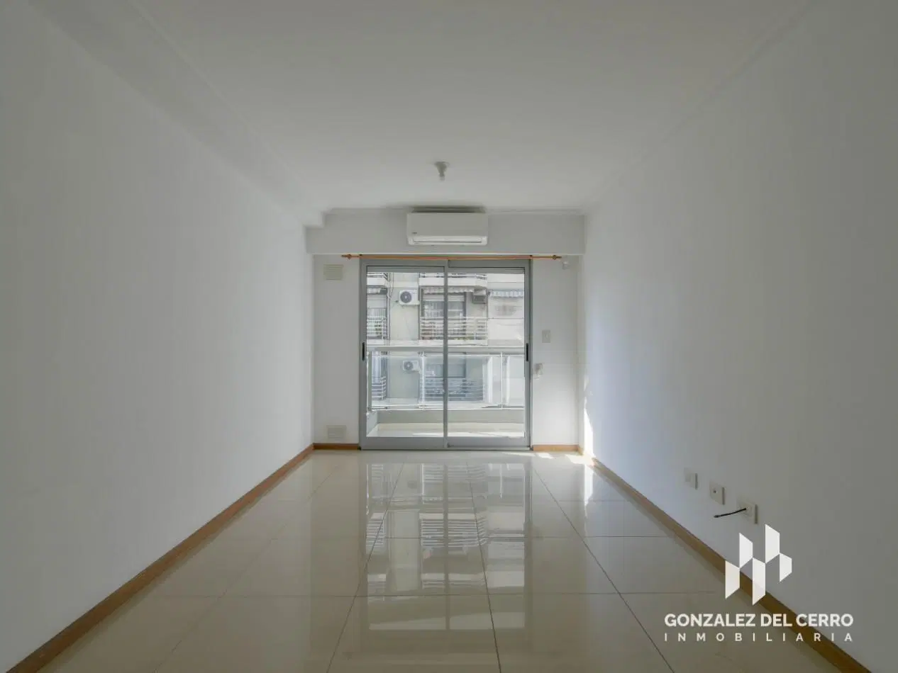 Departamento 1 dormitorio con balcon | Corrientes 1540 3