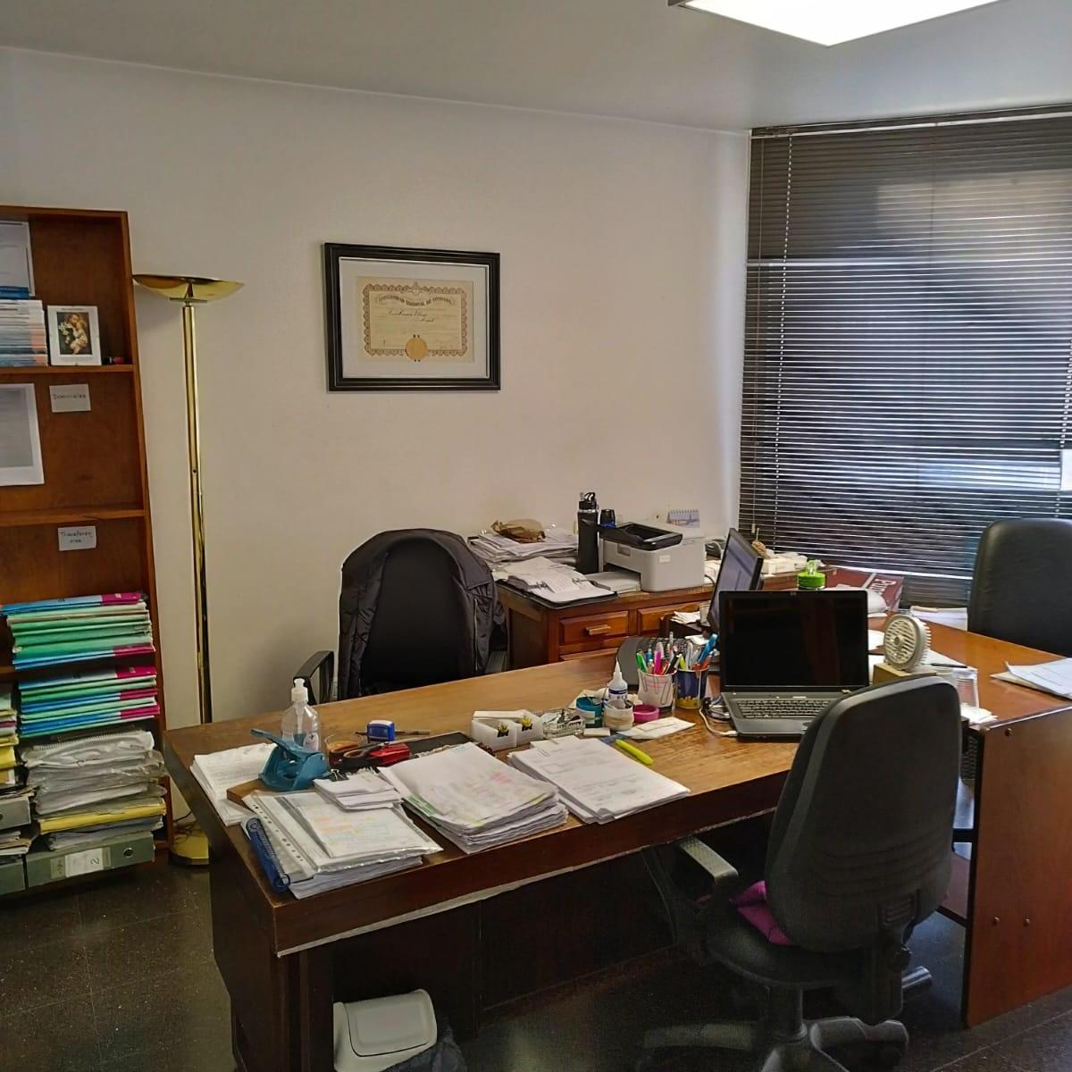 VENDO IMPORTANTE OFICINA 171 MTS. MAIPU CASI OLMOS CORDOBA