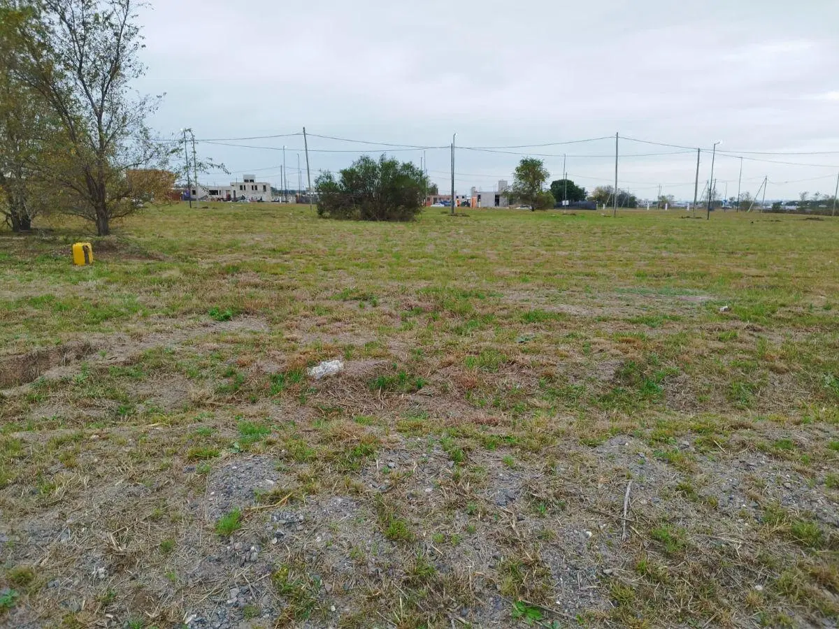 Terreno de 252 m² en venta en Docta Central 2 4