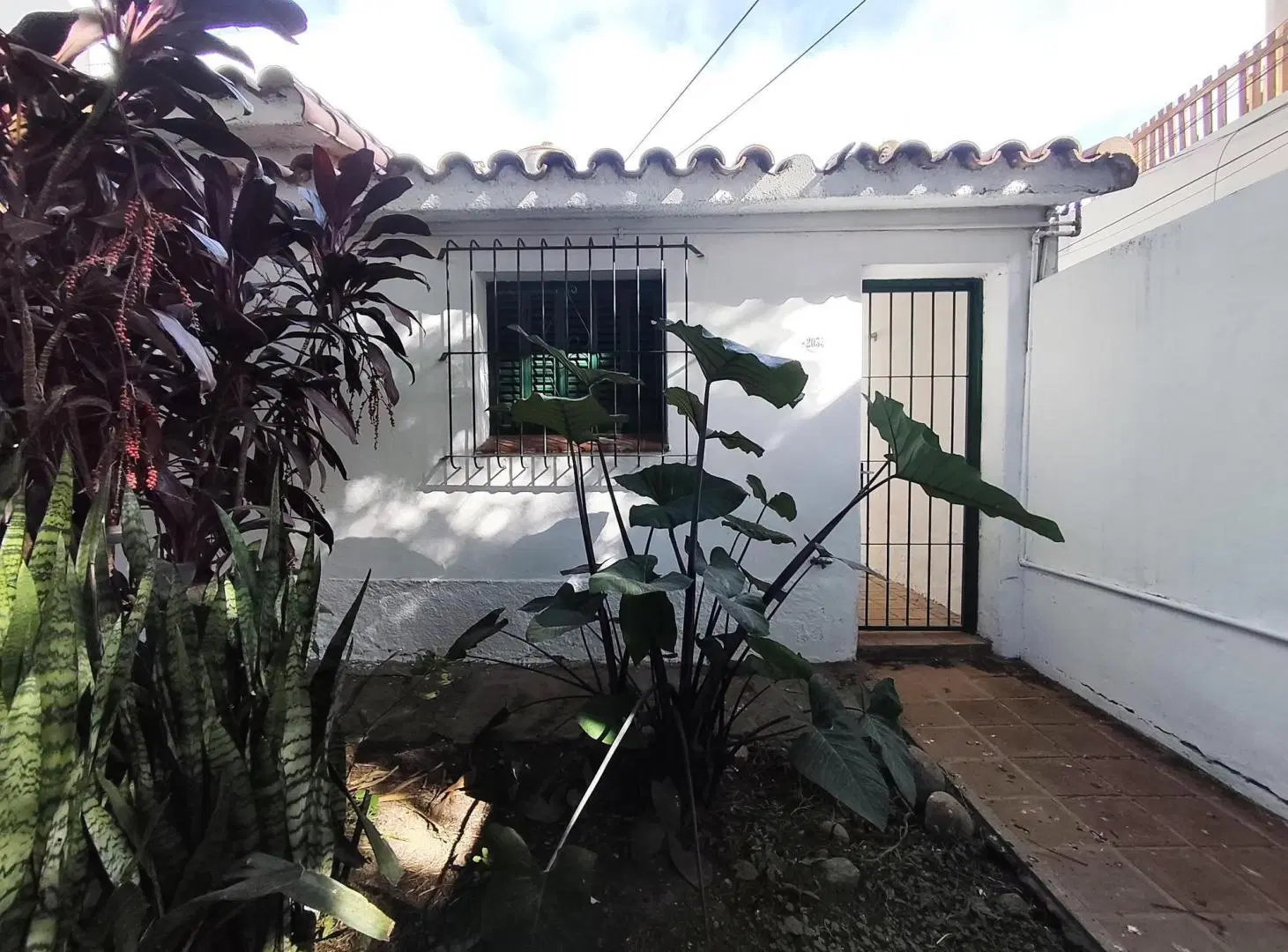 COMPRÁ UBICACIÓN, LOTE Y POTENCIAL: 200 m EN ALTO ALBERDI 4
