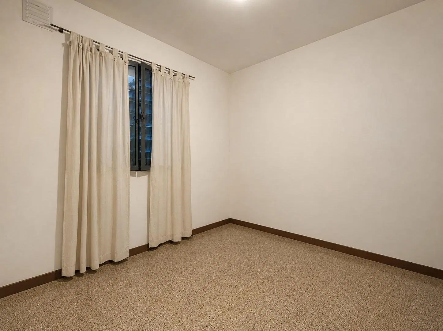 ¡Oportunidad! Departamento de 3 Dormitorios en Planta Baja - Escritura - Quebrada de las Rosas 3