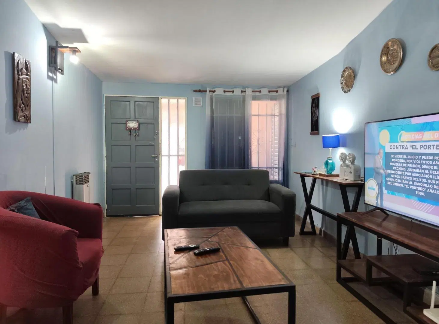 Casa de 3 Dormitorios - Gran Patio - Taller sobre Lote de 250m2 en Los Platanos 5