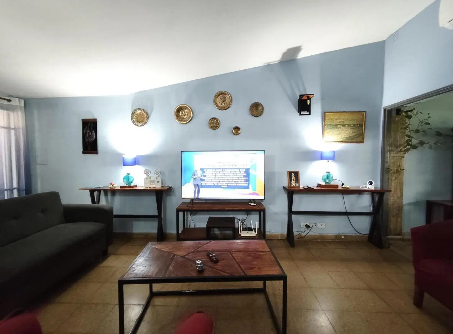 Casa de 3 Dormitorios - Gran Patio - Taller sobre Lote de 250m2 en Los Platanos 2
