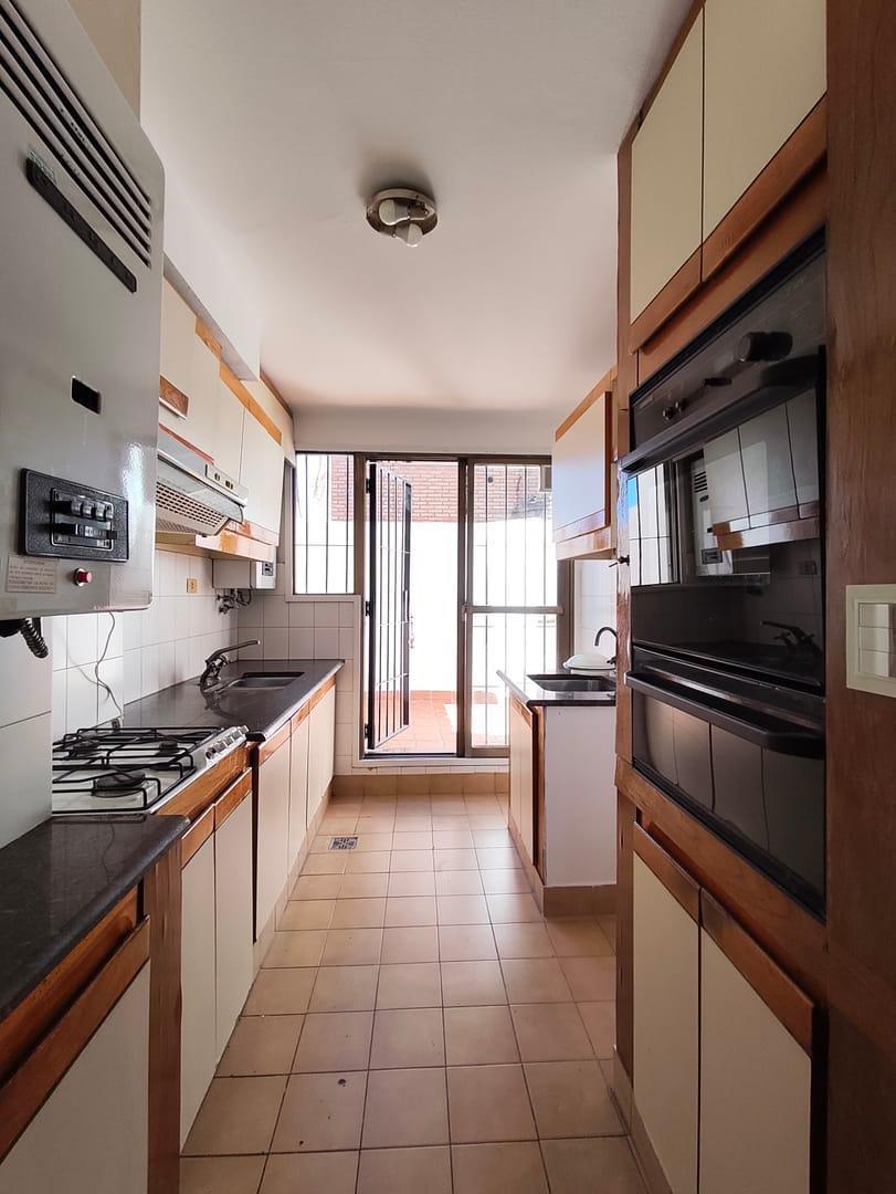 Foto de DIFICIL DE ENCONTRAR: Piso Completo + Balcon Panorámico + Patio con, imagen 5