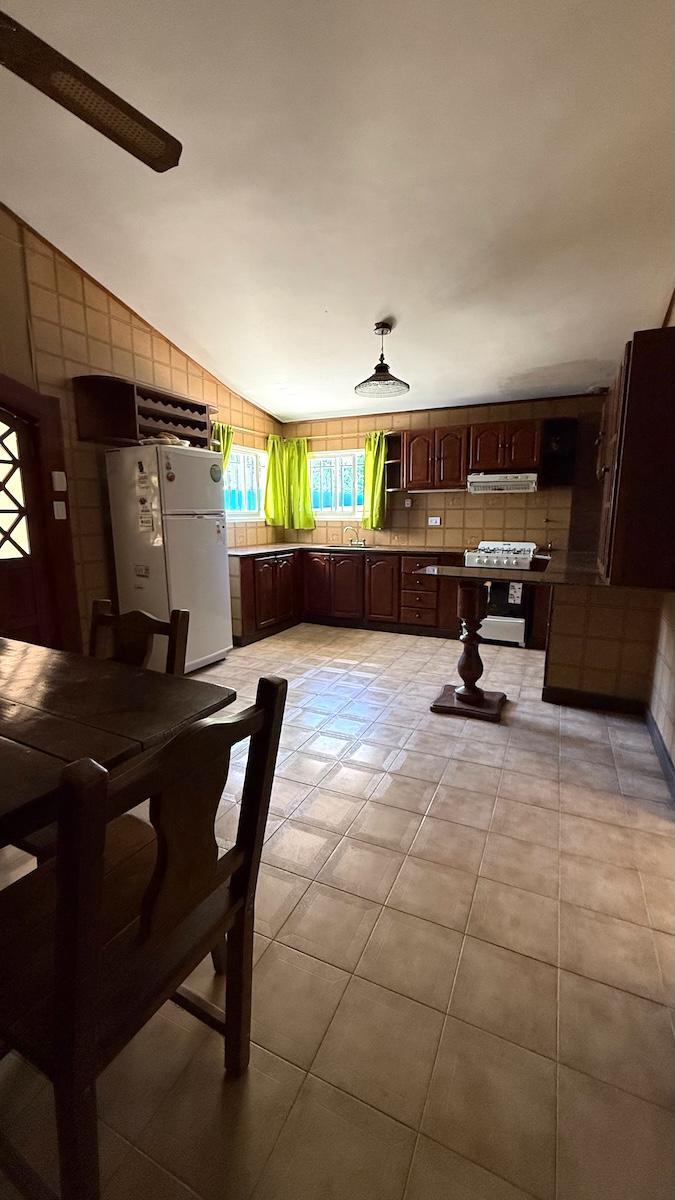 Hermoso Chalet en Villa Giardino, Córdoba (Retasada) 2