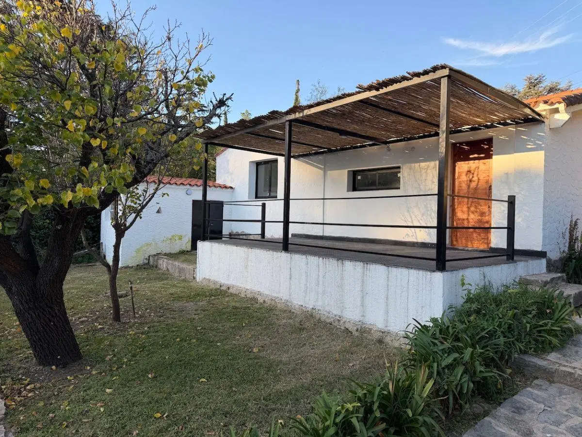 CASA | 3 AMBIENTES | RECICLADA A NUEVA | COCHERA DOBLE | PARRILLA | VILLA EDÉN 4