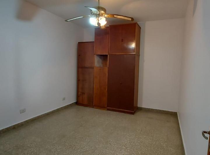 CASA EN LOTE PROPIO MULTIFAMILIAR 2 UNIDADES EN VENTA FLORIDA 5