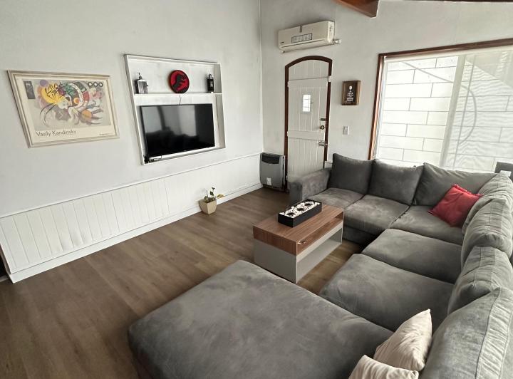 CASA amoblada de 3 ambientes c/cochera Alquiler Villa Martelli 5