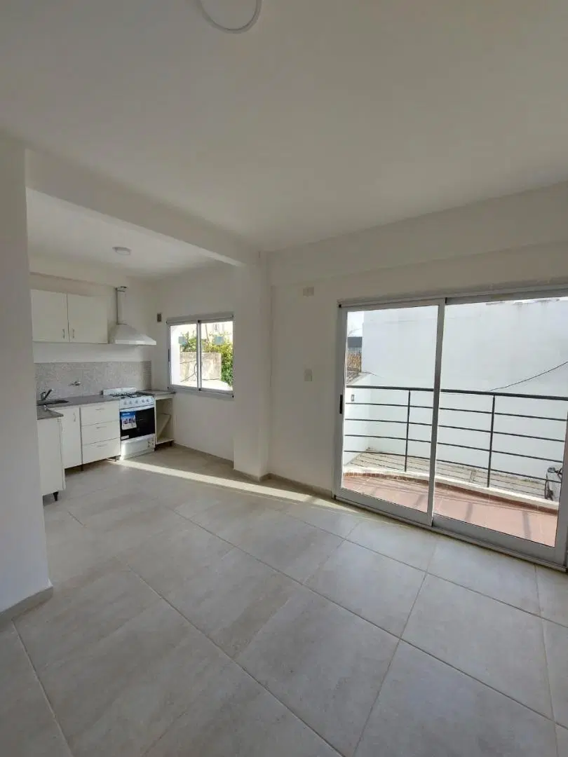 Departamento 2 ambientes c/cochera Villa Urquiza 2
