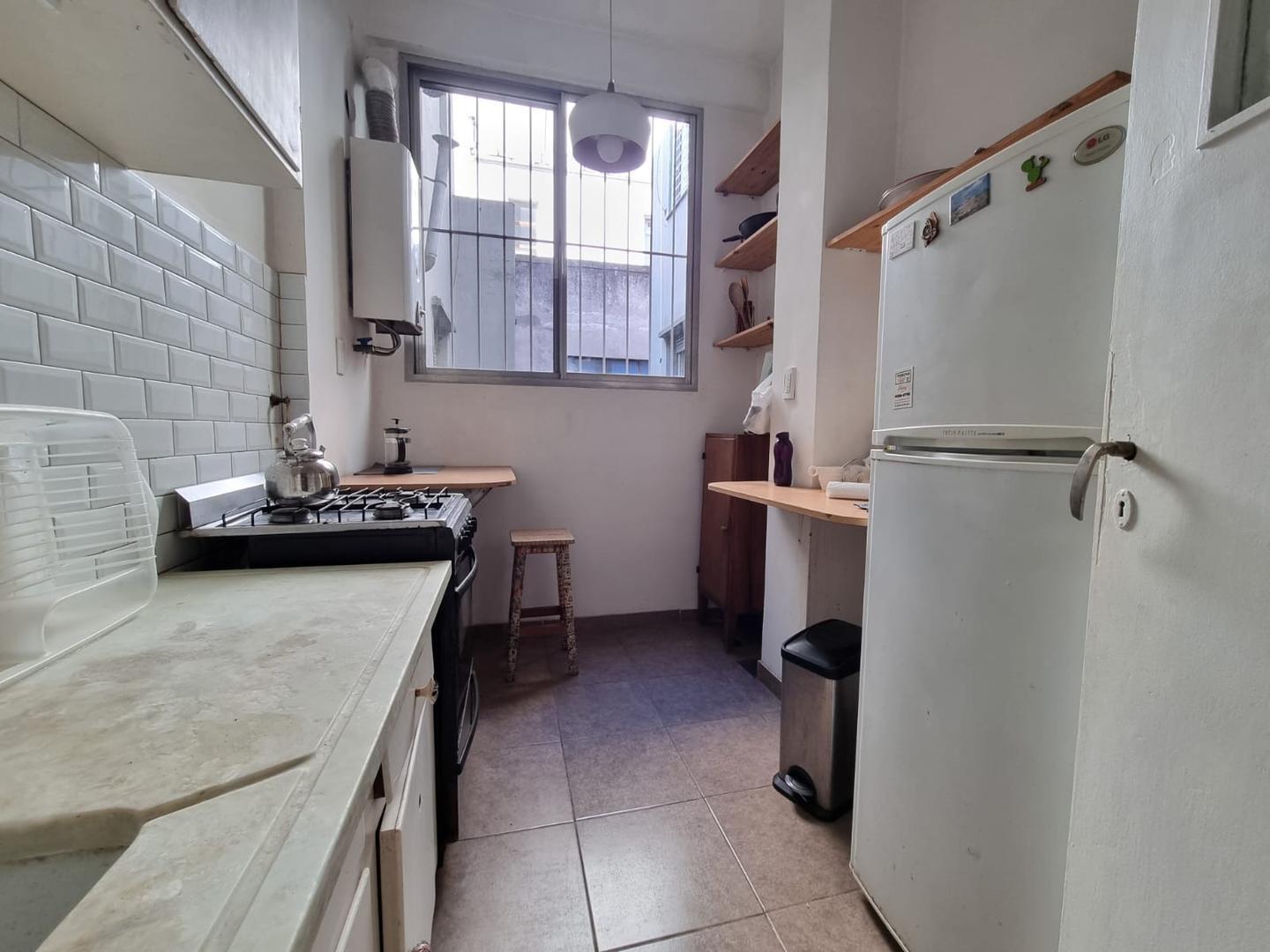 Foto de DEPARTAMENTO EN VENTA 3 AMBIENTES CON BAULERA CABA, imagen 2