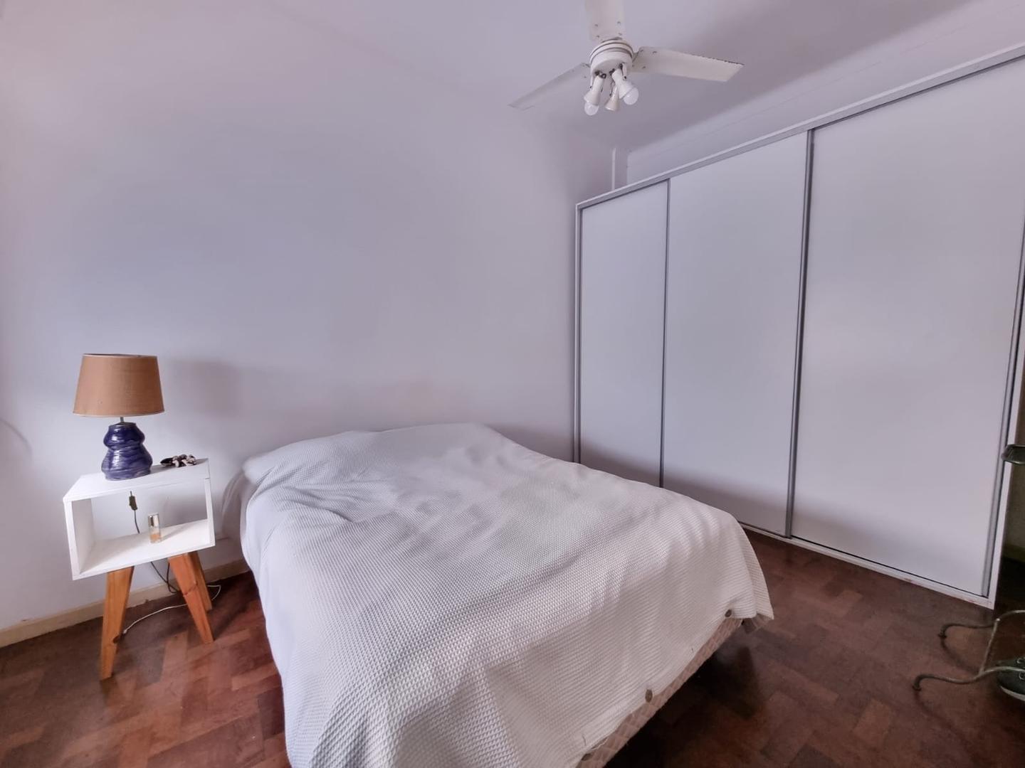 Foto de DEPARTAMENTO EN VENTA 3 AMBIENTES CON BAULERA CABA, imagen 1