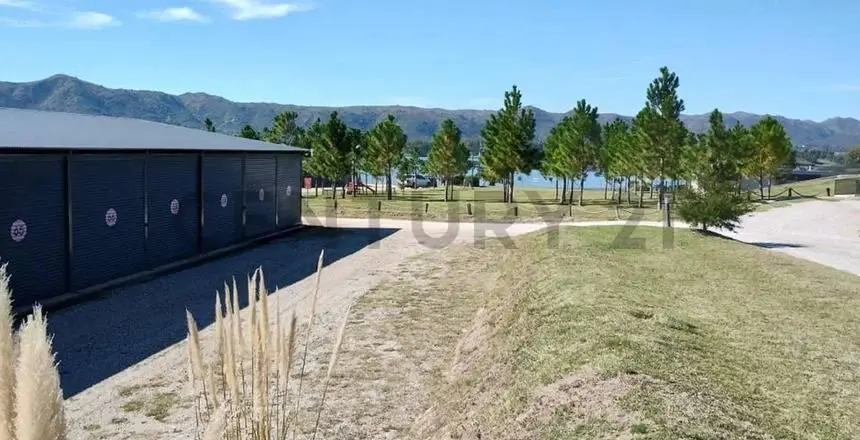 SE VENDE TERRENO COUNTRY NAUTICO PUERTO DEL AGUILA 5