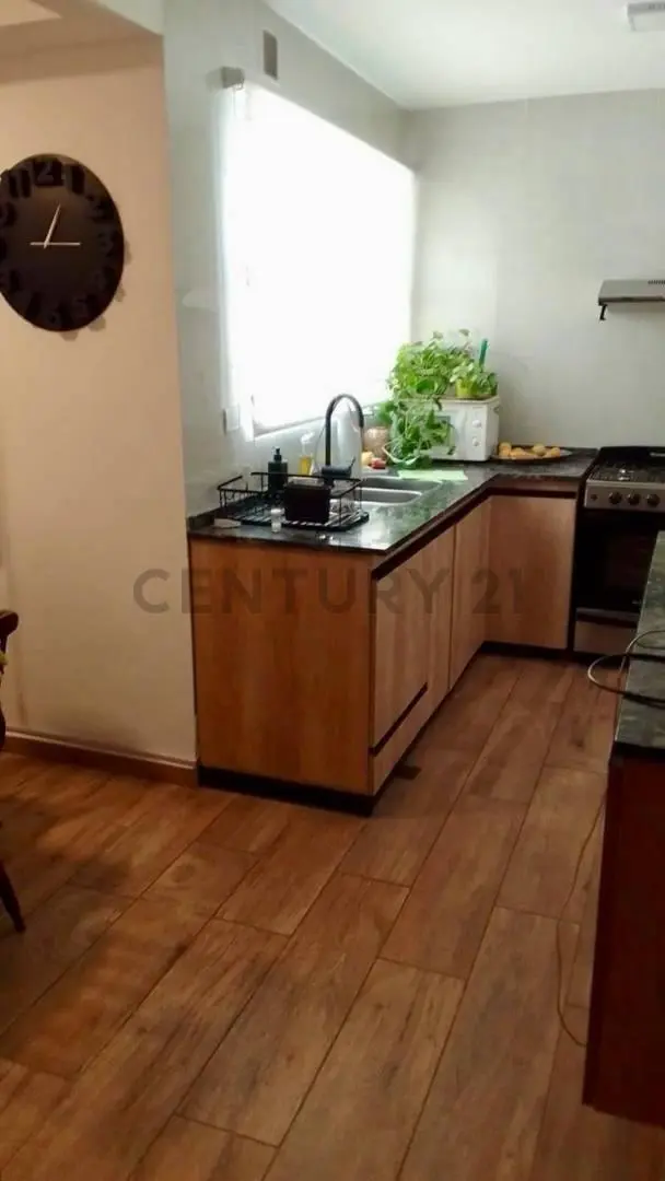 Depto en Venta Centro c/Balcón 5