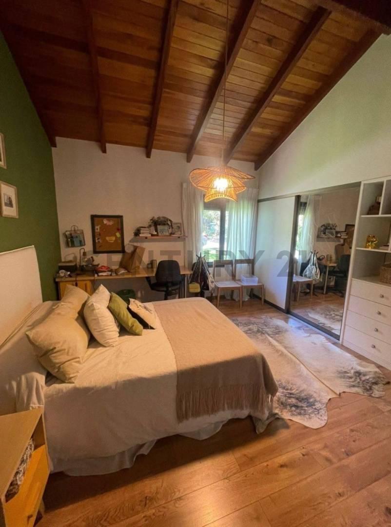 Foto de CASA EN VENTA COUNTRY EL BOSQUE | 4 DORM , 3 BAÑOS, PILETA, imagen 3