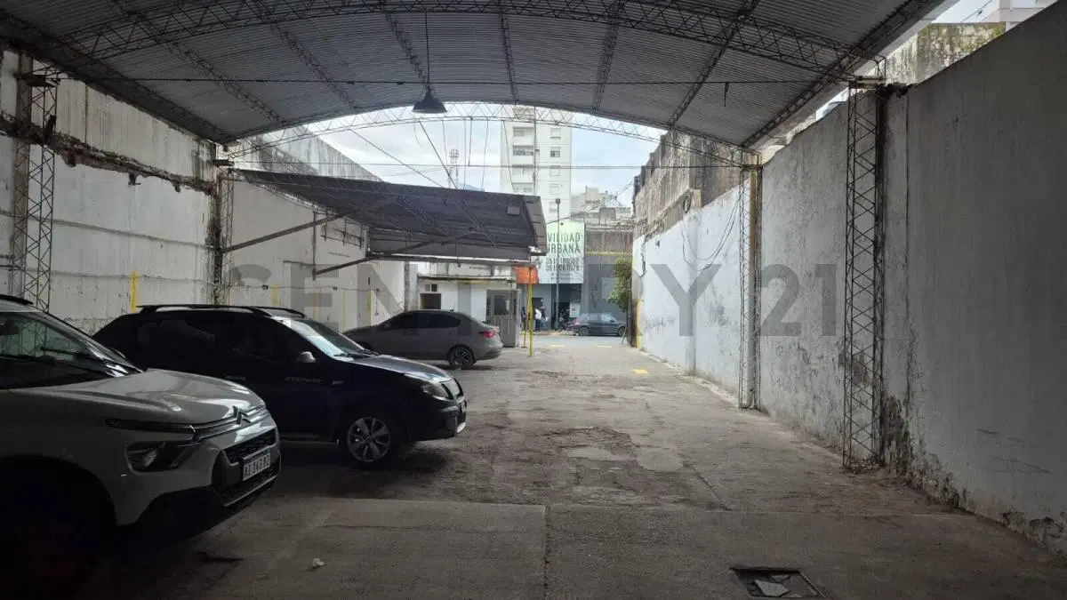 IMPERDIBLE INVERSIÓN EN MICROCENTRO: Terreno de 562 m² con Tinglado de 550 m² – Rivera Indarte 650 2