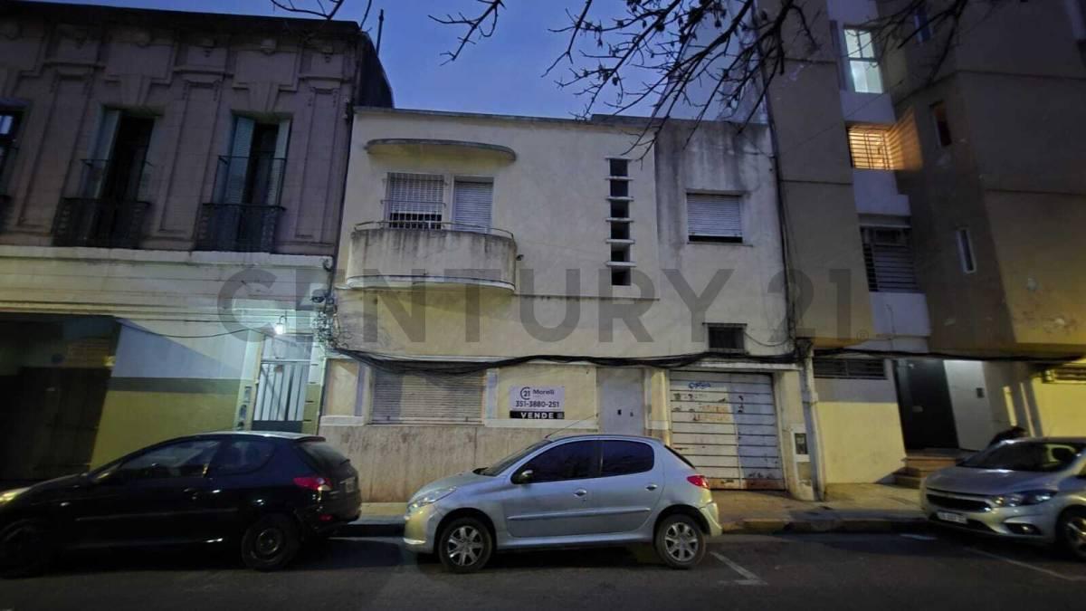 terreno con anteproyecto para edificio y demolición aprobada
