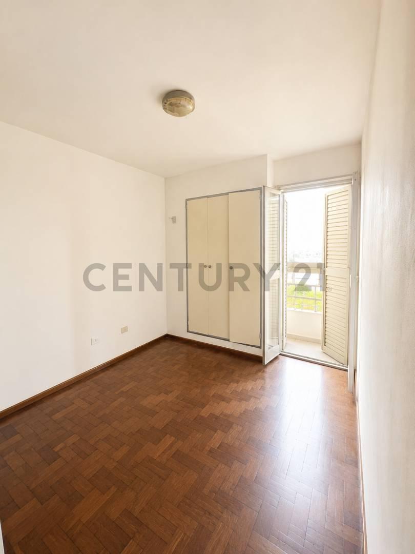 Foto de Departamento venta de 1 dormitorio con balcón - Alberdi, imagen 5