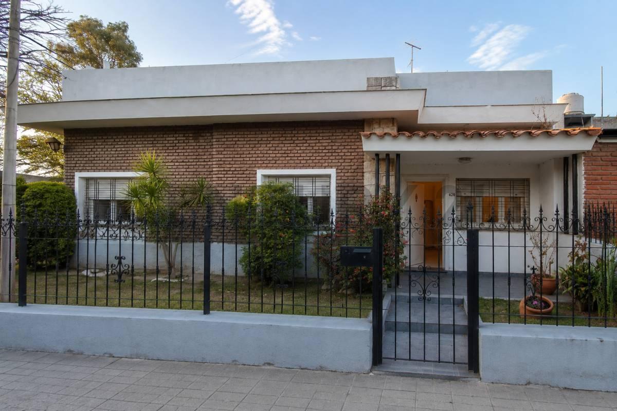 Foto de Venta casa en B° Juniors, imagen 2