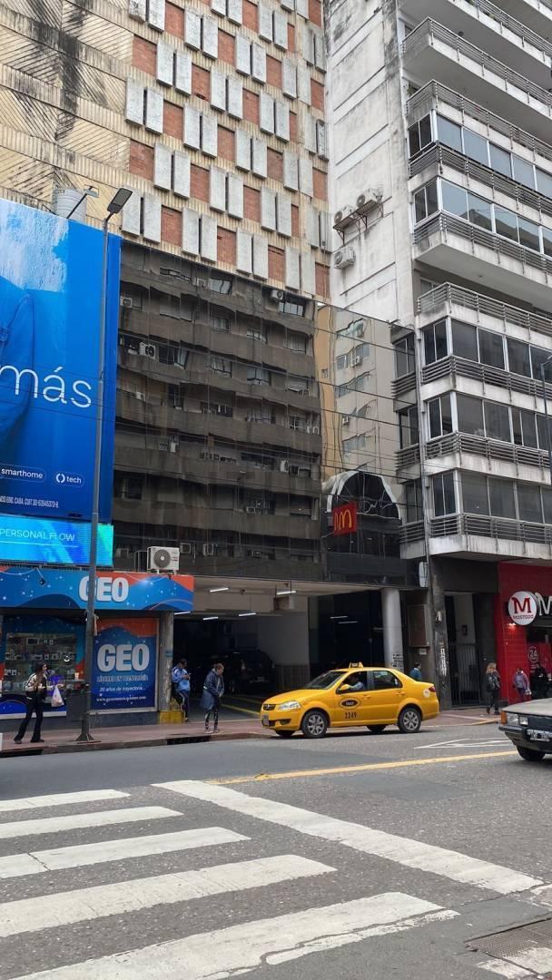 Foto de Cochera en venta con escritura | Edificio Shell – Centro, imagen 2