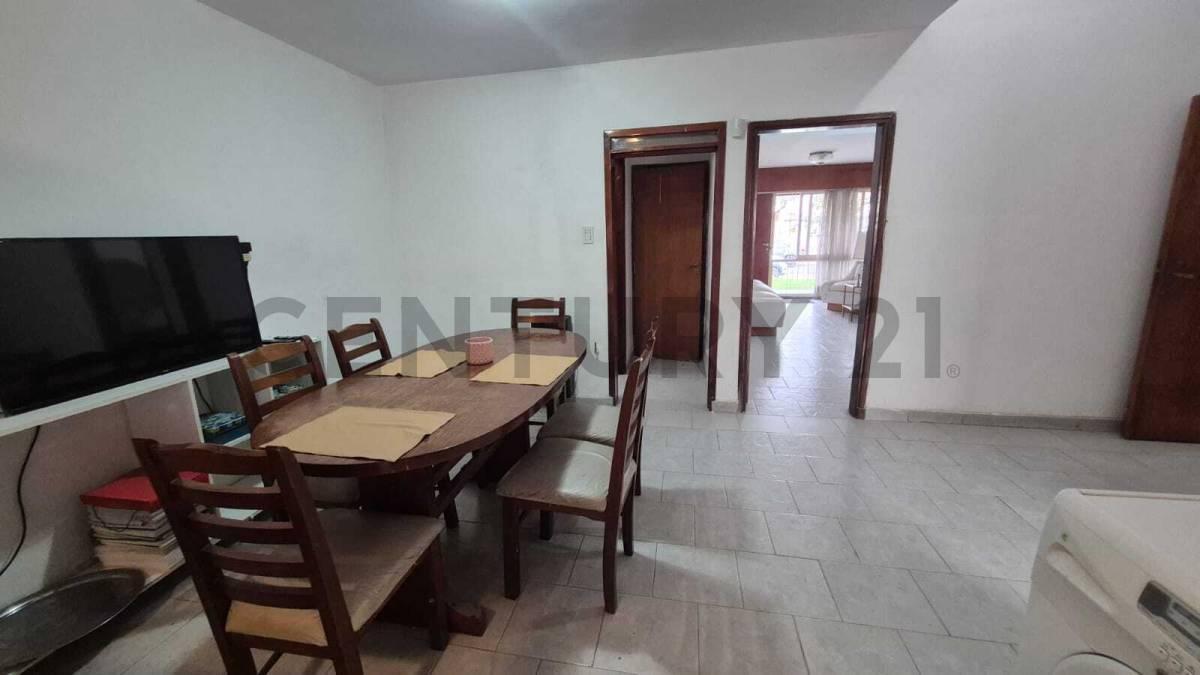 Foto de CASA EN VENTA – BARRIO JUNIORS – ASUNCIÓN 576, imagen 3