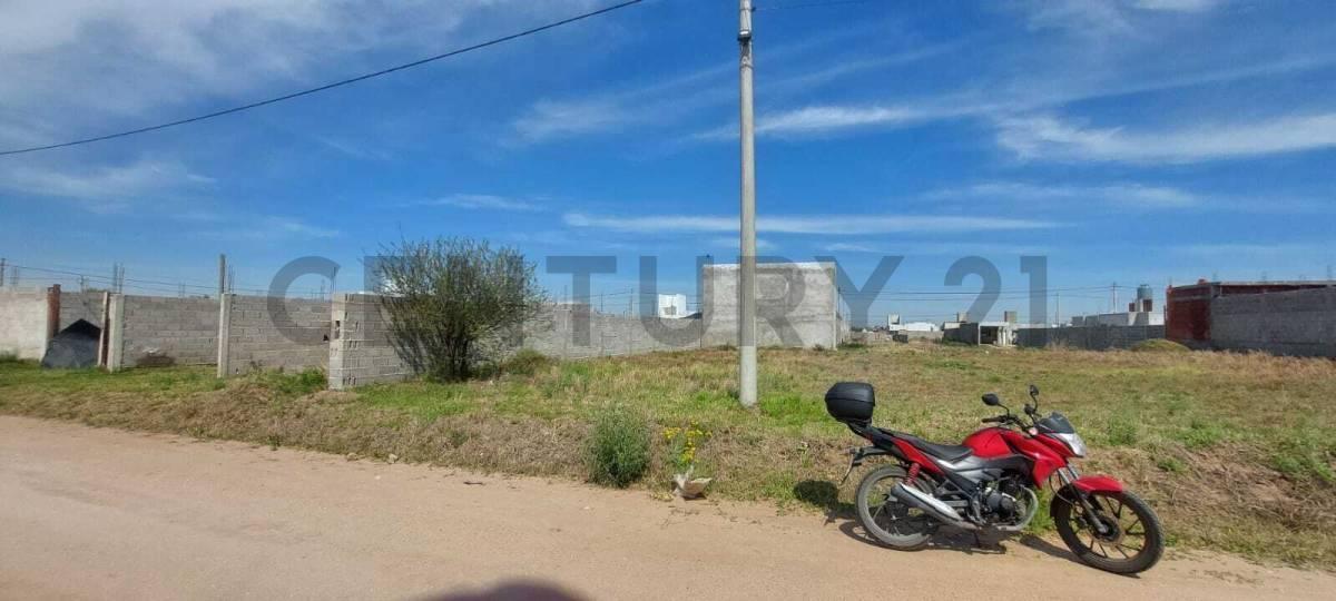 Foto de vendo terreno en barrio Casteli 2 - Rio Cuarto, imagen 4