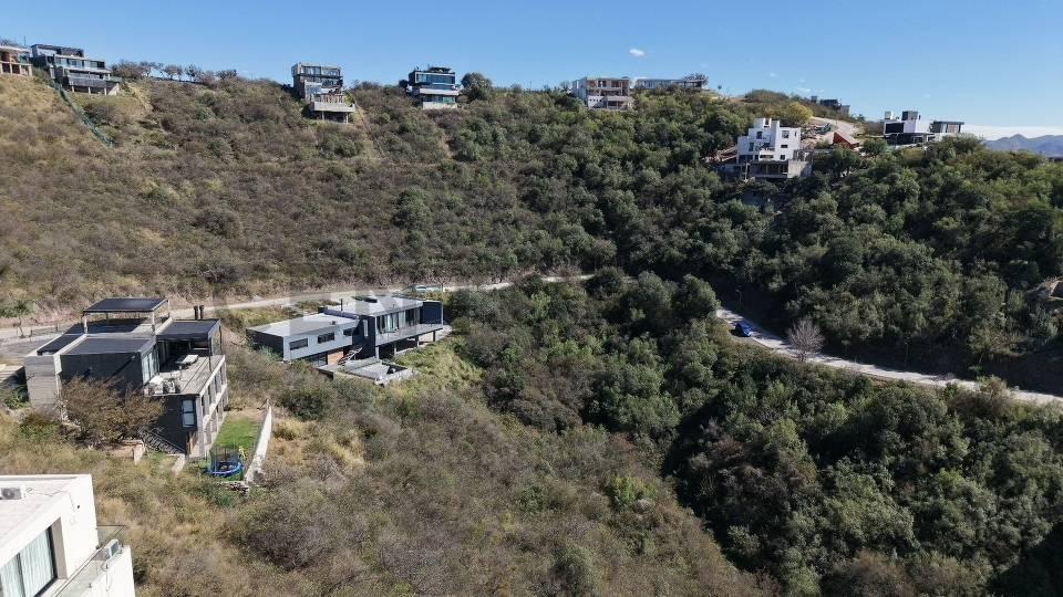 Foto de En venta Lote 1800 m2 con vista en La Deseada Country, imagen 2