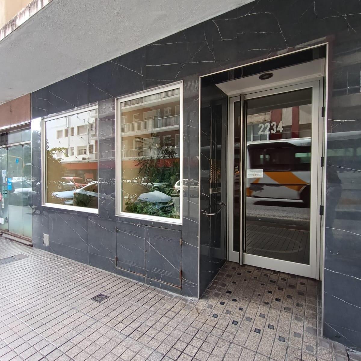 Monoambiente Zona Plaza Colon 4