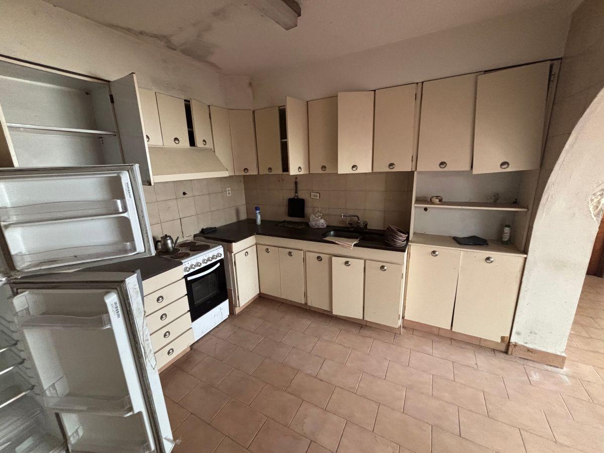 Foto de CASA A REFACCIONAR EN HERMOSA ZONA, imagen 4