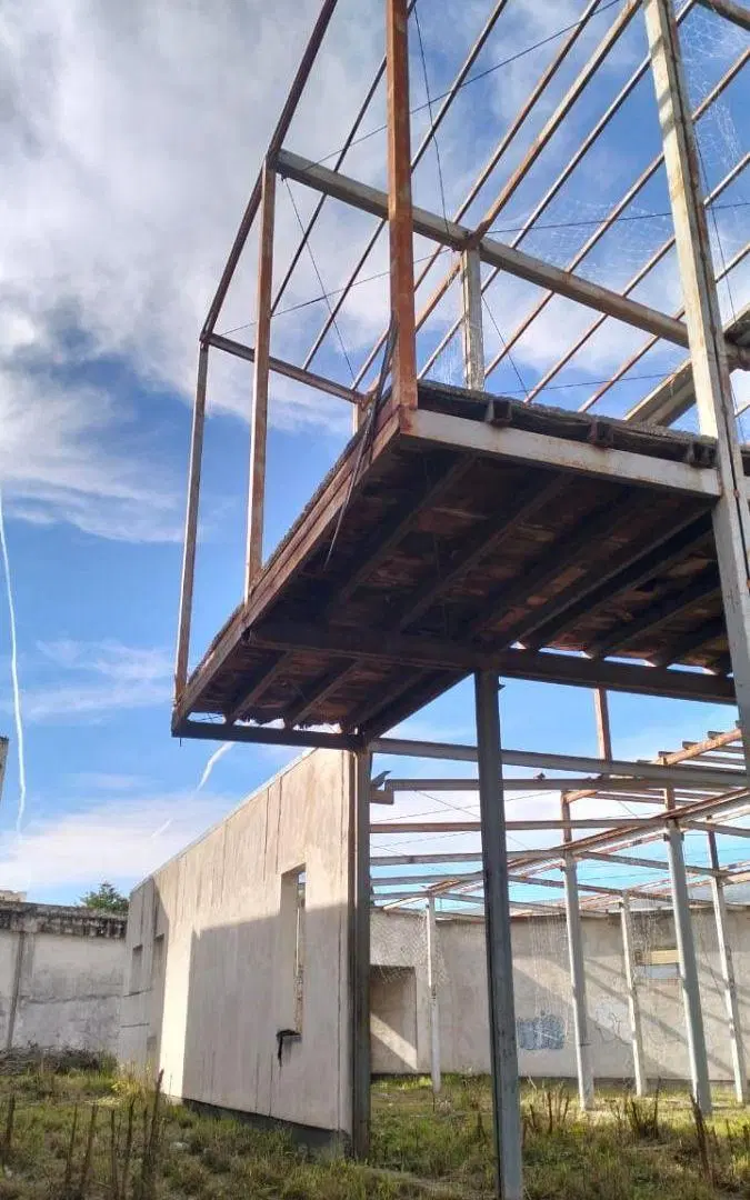LOTE DE TERRENO EN ESQUINA ESTRATEGICA 1263,98 MTS 4