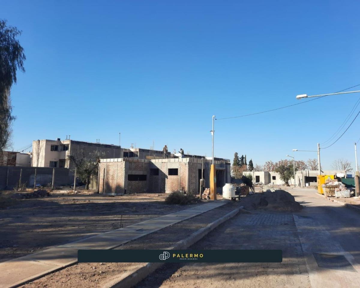Venta de Terrenos en Loteo Cerrado Roca Sur - Godoy Cruz 5