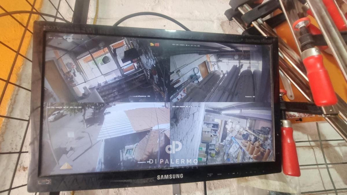 Foto de Venta de Fondo de Comercio de Ferretería en el Barrio Unimev de, imagen 2