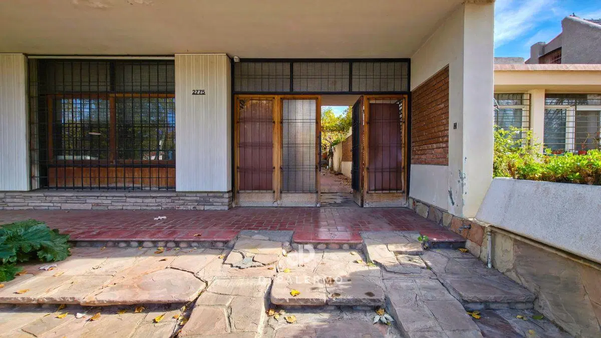 VENTA DE GRAN TERRENO APTO PARA CONSTRUCCIÓN DE PH - CASA A DEMOLER - A METROS DE PALMARES 3