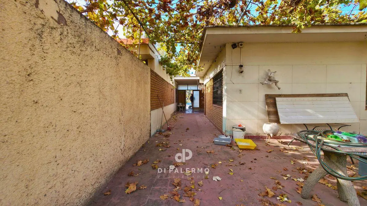 VENTA DE GRAN TERRENO APTO PARA CONSTRUCCIÓN DE PH - CASA A DEMOLER - A METROS DE PALMARES 5