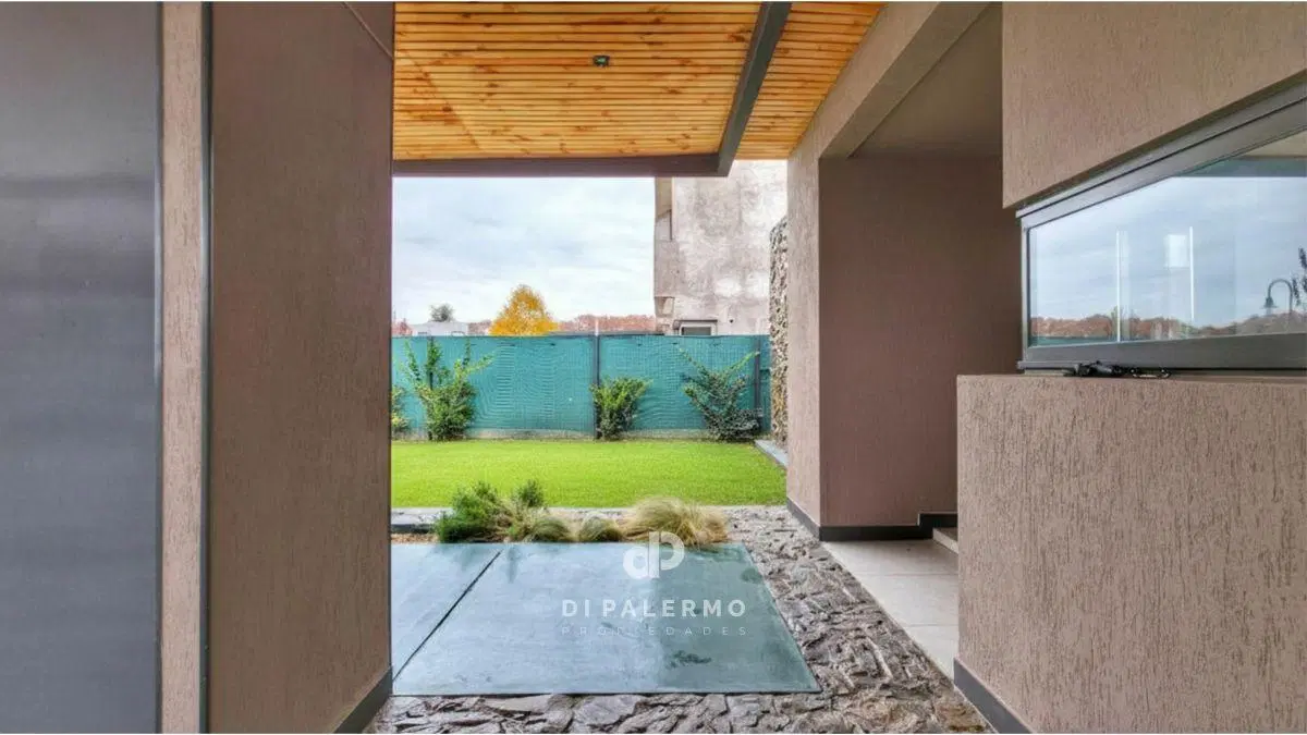 CASA EN VENTA EN BARRIO PRIVADO PUEBLO MALBEC - 2 HAB - 2 BAÑOS - 2 COCHERAS - PISCINA - 1 PLANTA 4