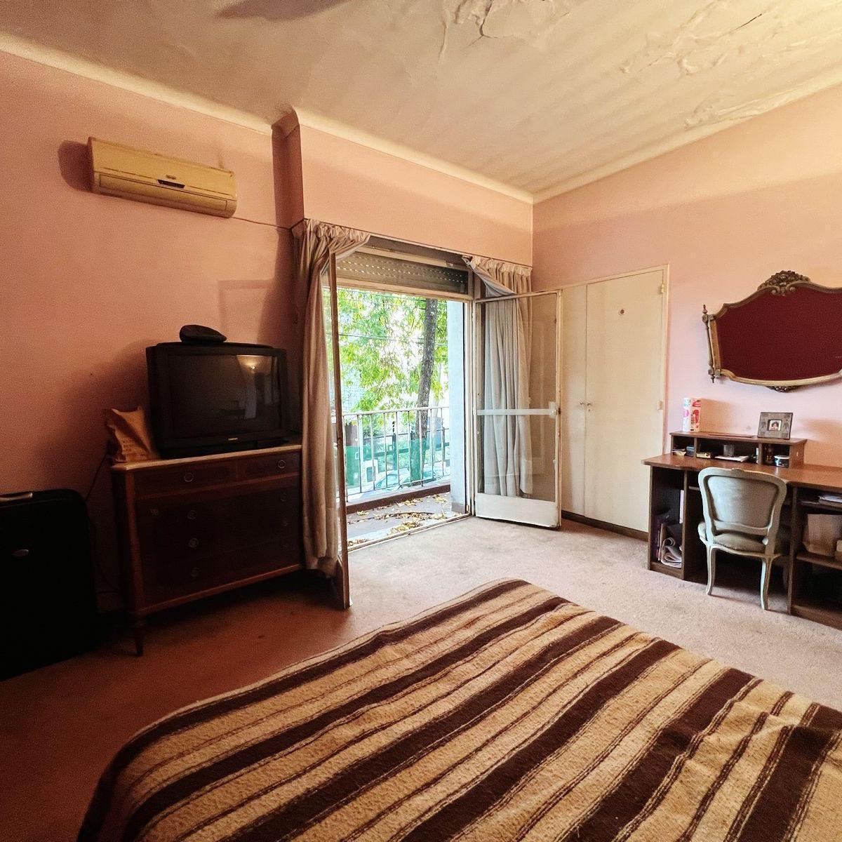 Venta, Casa, 10 Amb. Patio, Jardin, Cochera, San Cristobal 2