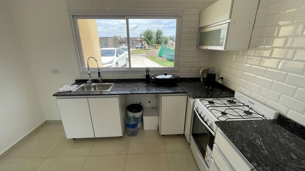 Foto de Venta, Casa, 4 ambientes, Jardín, Parrilla, Cochera, A Estrenar, El, imagen 5