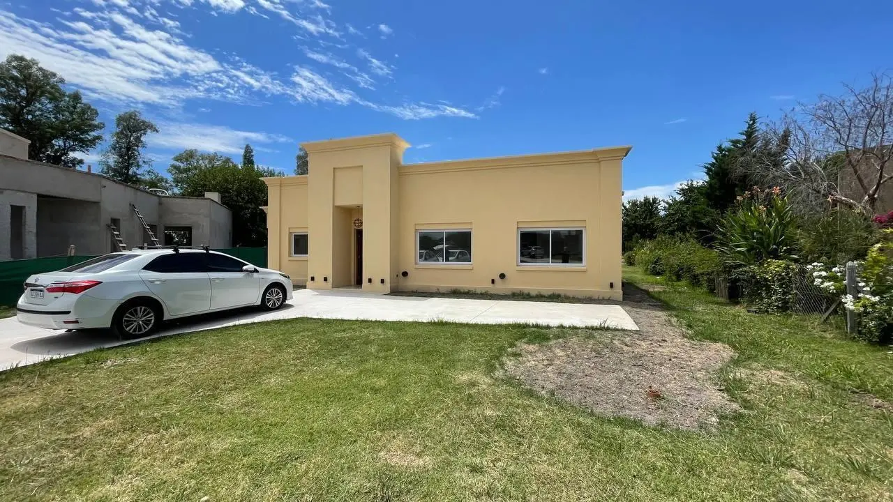 Alquiler, Casa, 4 Ambientes, Jardín, Cochera, Parrilla, El Nacional Club de Campo, General Rodríguez 3