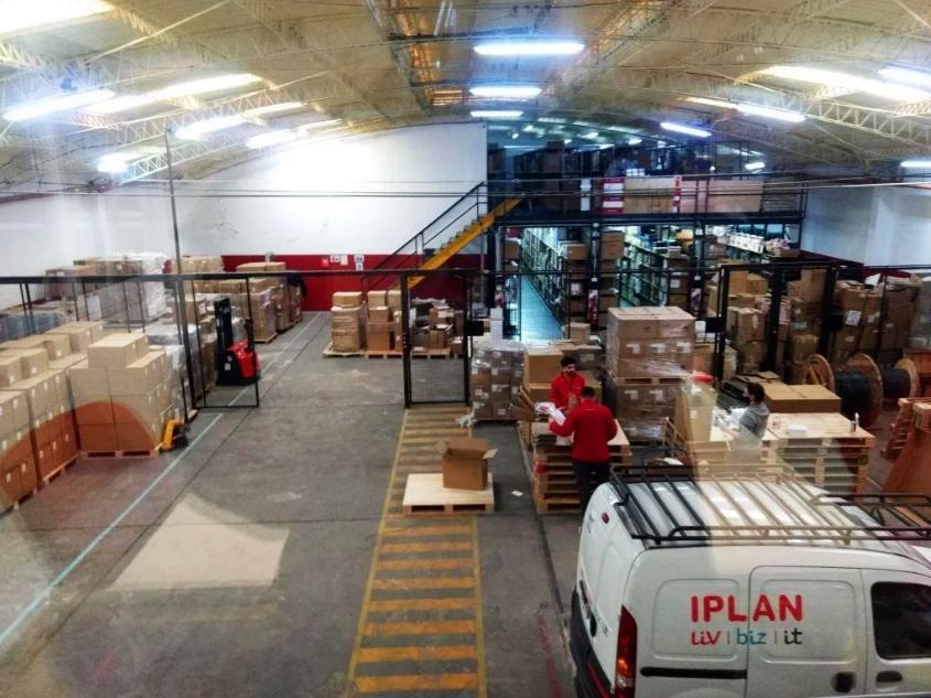 Foto de Alquiler, Galpón, Oficinas, 750 m2, Villa Ortuzar, imagen 3
