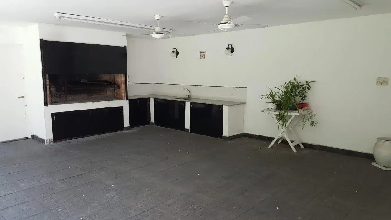 Venta, Casa Quinta, 5 Ambientes, Galeria, Quincho, Cochera, Pileta, Terraza, Berazategui, El Pato 5
