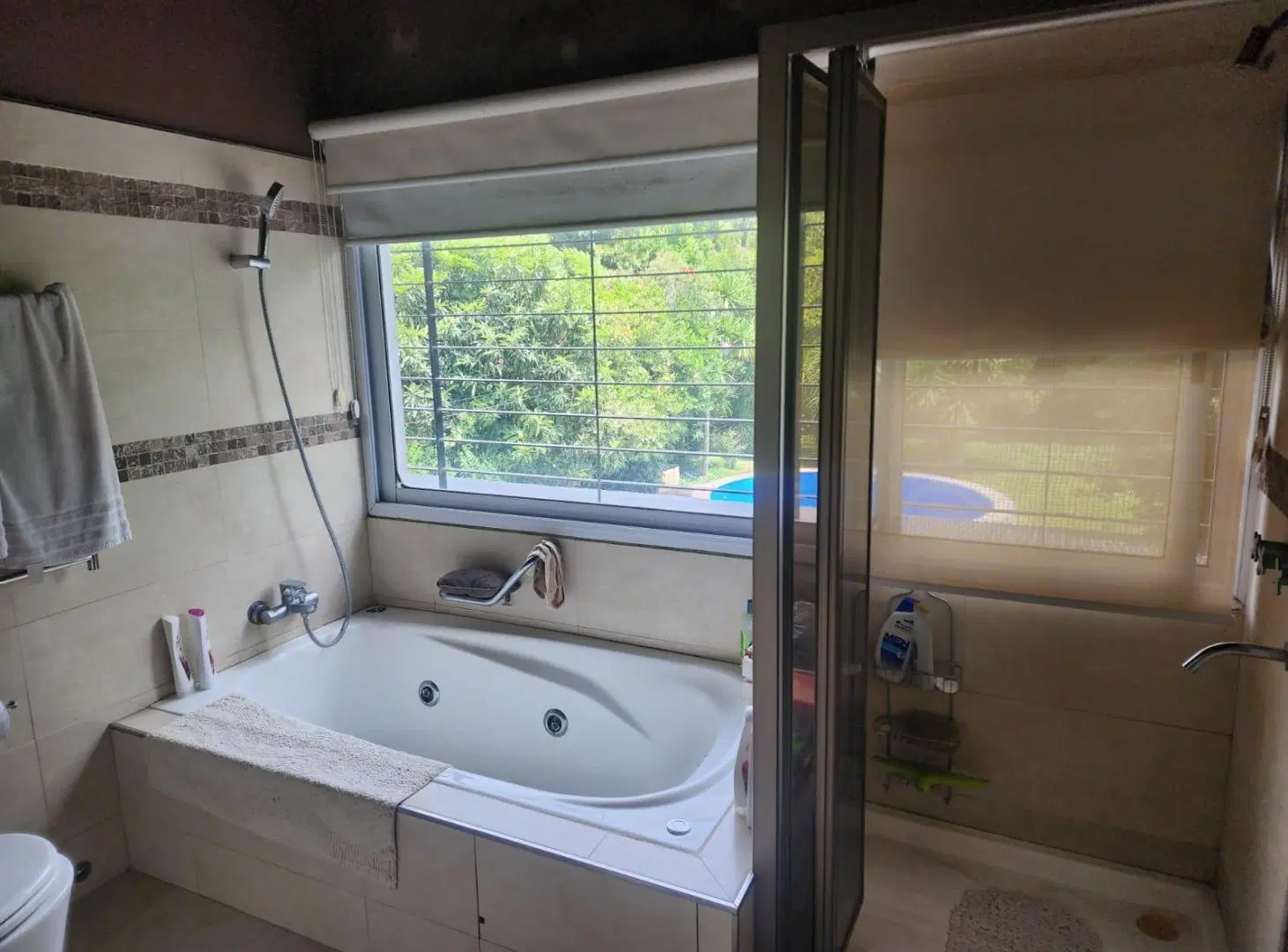 Venta, Casa Quinta, 5 Ambientes, Galeria, Quincho, Cochera, Pileta, Terraza, Berazategui, El Pato 3