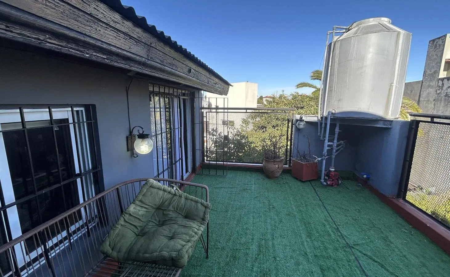 Venta / Alquiler, PH, 4 Ambientes, Patio, Lavadero, Terraza,  Cochera, San Antonio de Padua. 3
