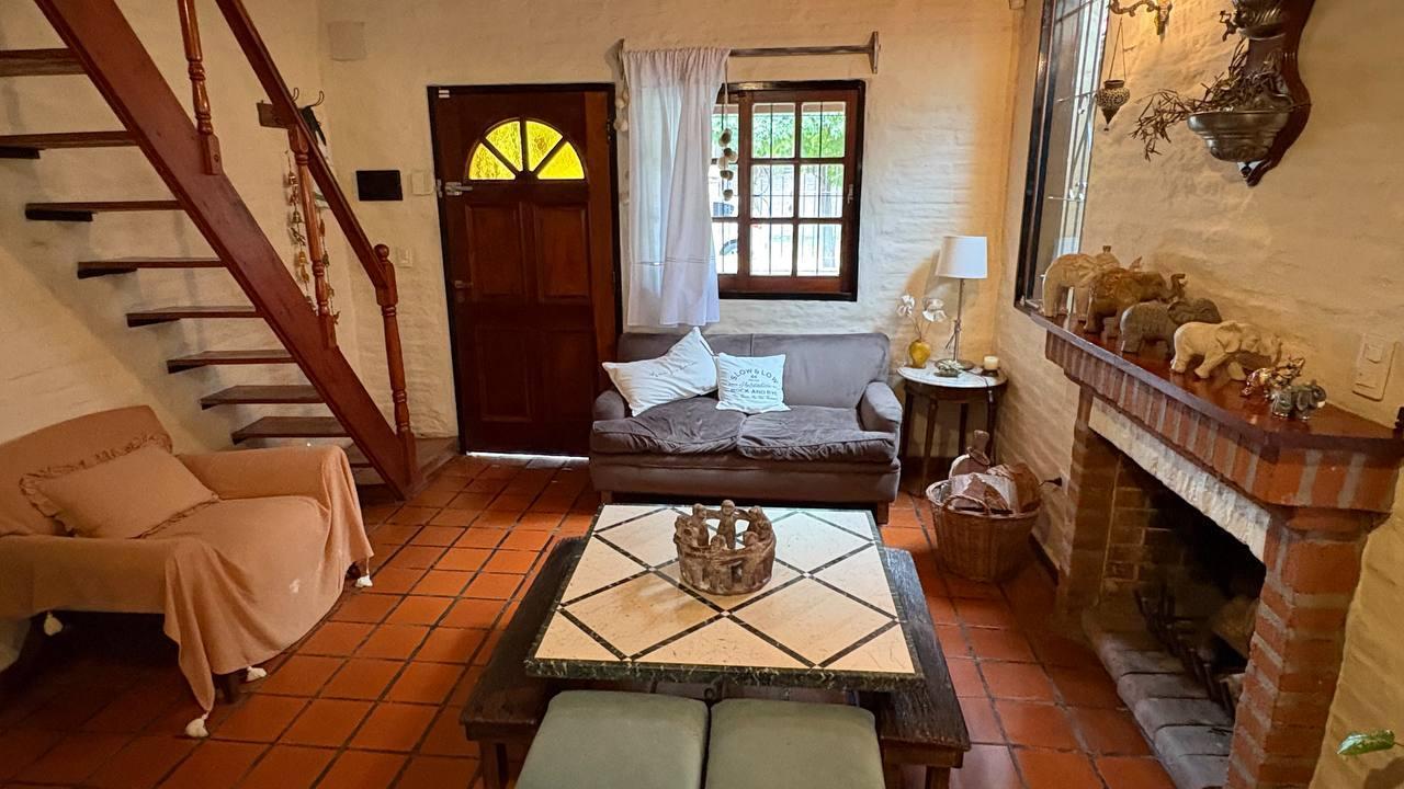 Foto de Venta, Casa, 4 amb, Apto Crédito, Jardín, Patio, Quincho, Piscina, imagen 3