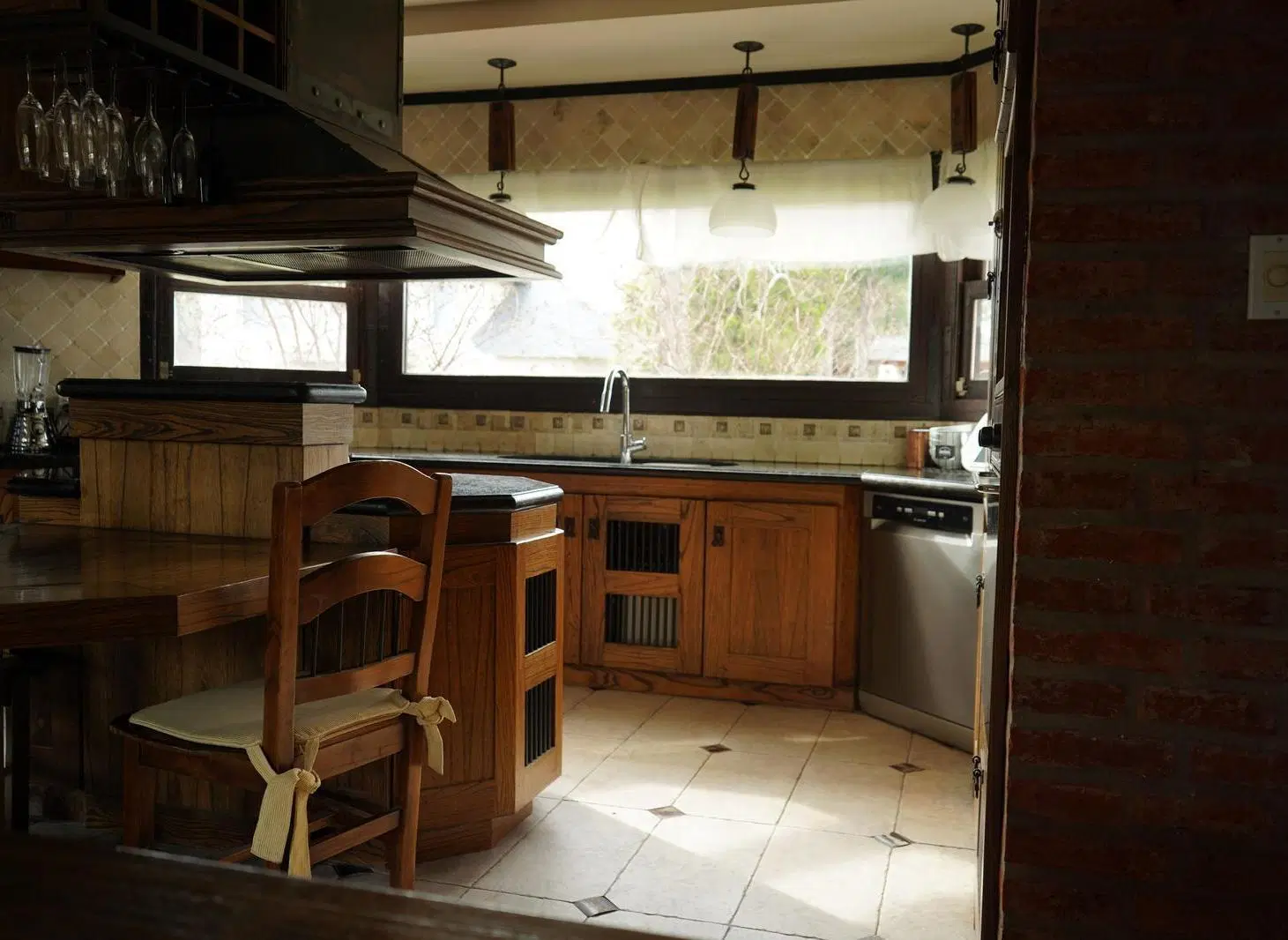 Venta, Casa, 4 Ambientes, Dependencia, Pileta, Balcón, Cochera, Sótano, Campos de Alvarez, Moreno 2