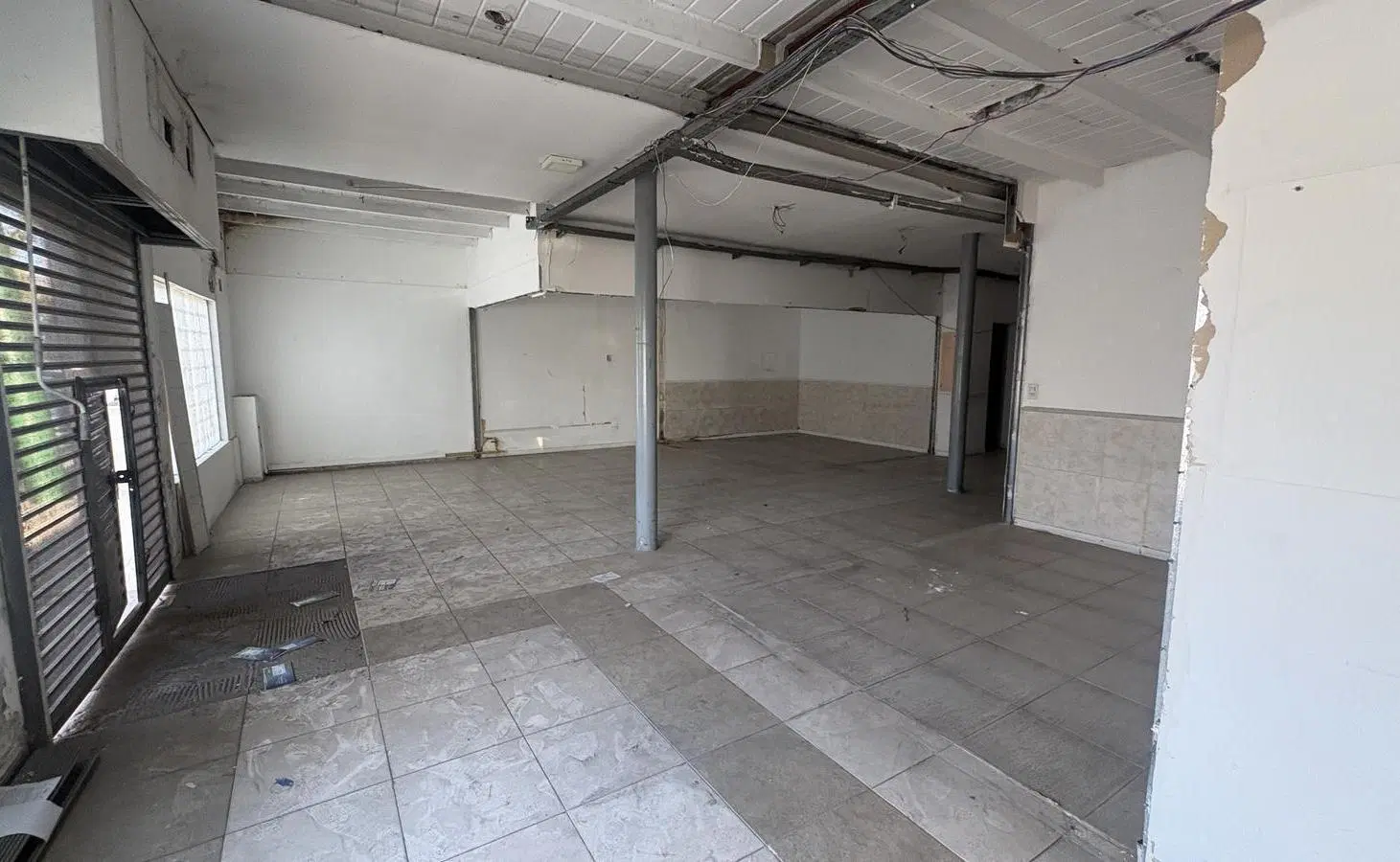 Venta, Edificio Comercial, Ituzaingó 5