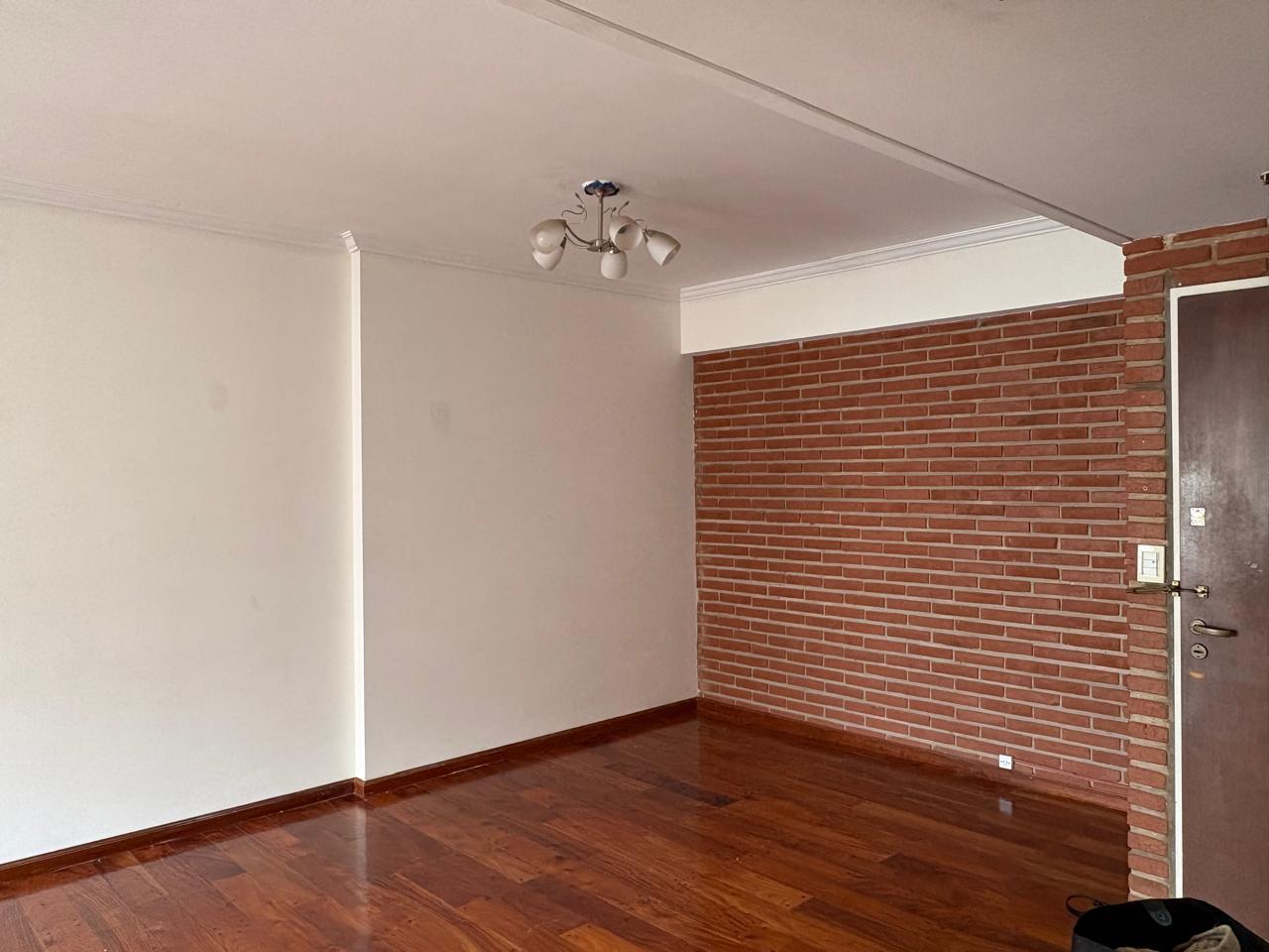 Foto de Alquiler, Departamento, 2 ambientes, Cochera, Toilette, Piso Alto, imagen 2