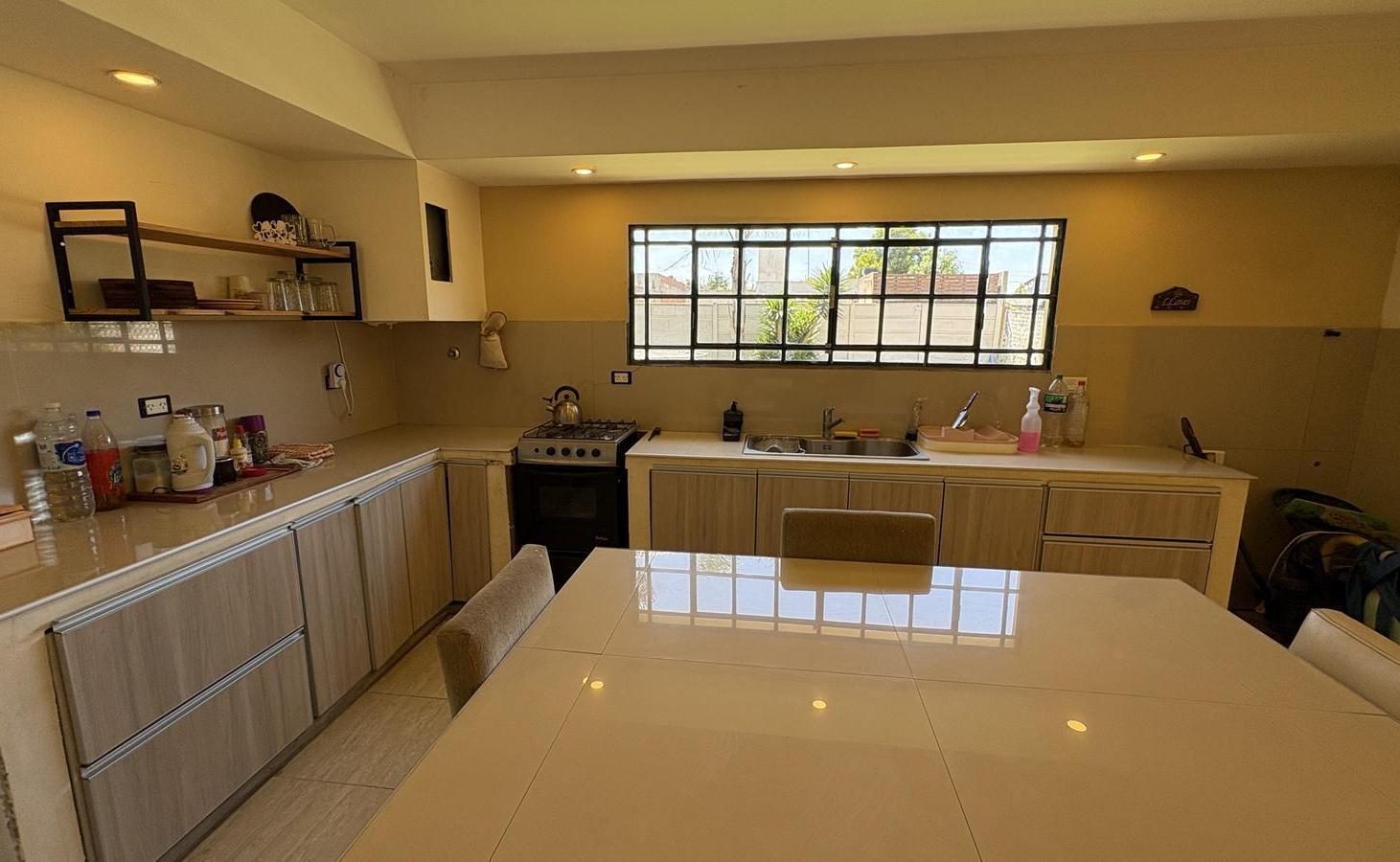Foto de Venta, Casa, 4 Ambientes, Patio, Parrilla, Pileta, 2 Cocheras, imagen 5