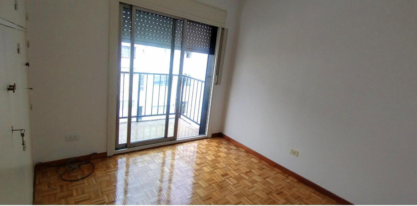 Foto de Venta, Departamento, 3 ambientes, Cochera, Piso Alto, Vista Abierta, imagen 2