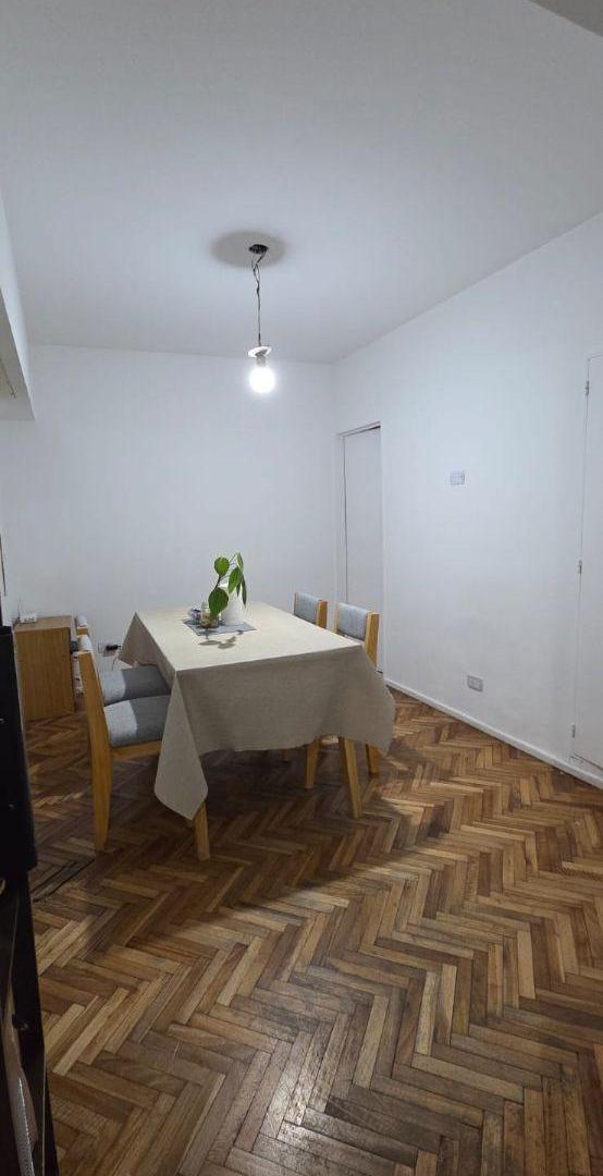 Foto de DEPARTAMENTO 2 AMB. FRENTE AL PARQUE LAS HERAS, imagen 3