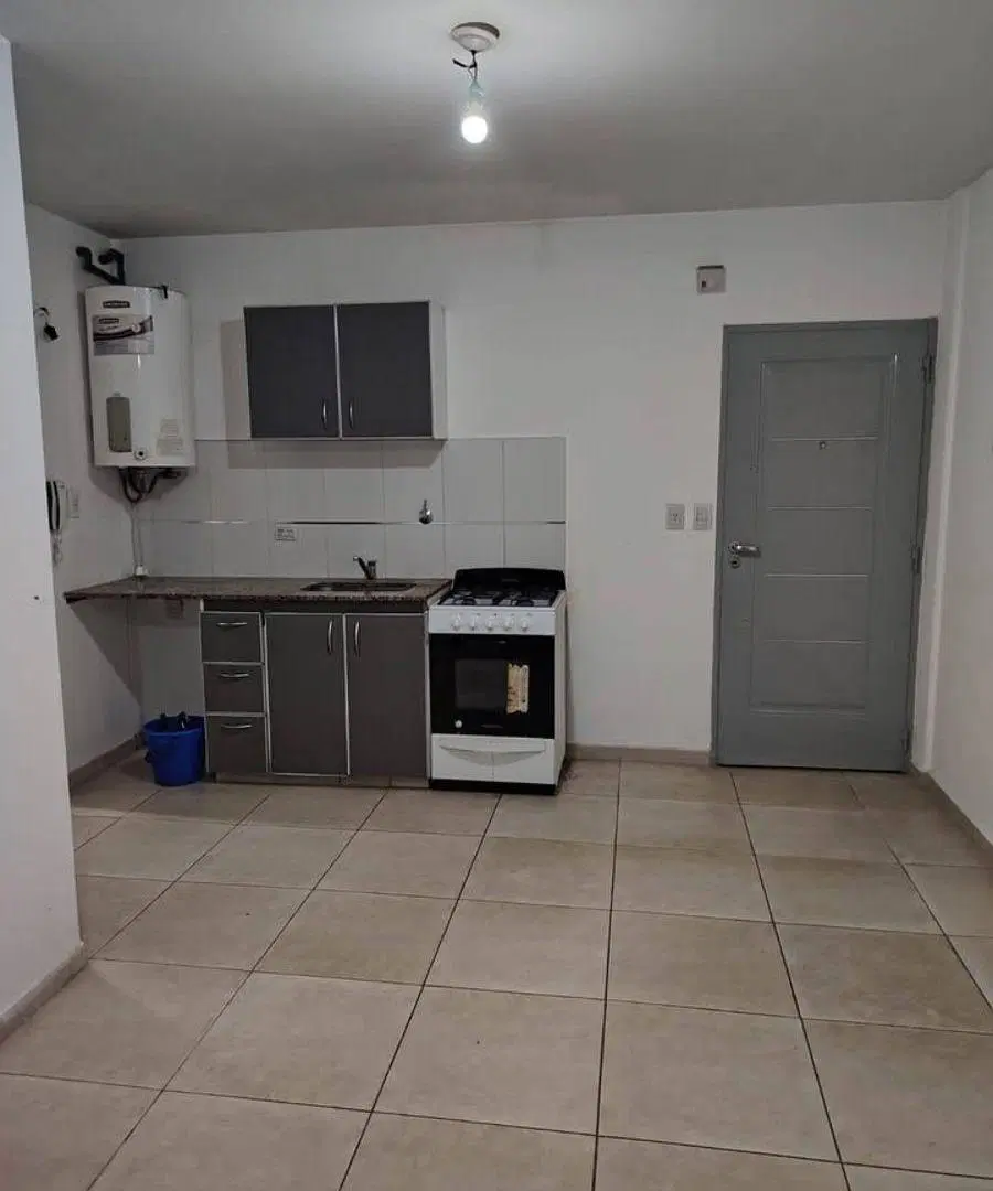 LAFFITE PROPIEDADES ALQUILA Departamento de 1 Dormitorio. Neuquén Capital 3