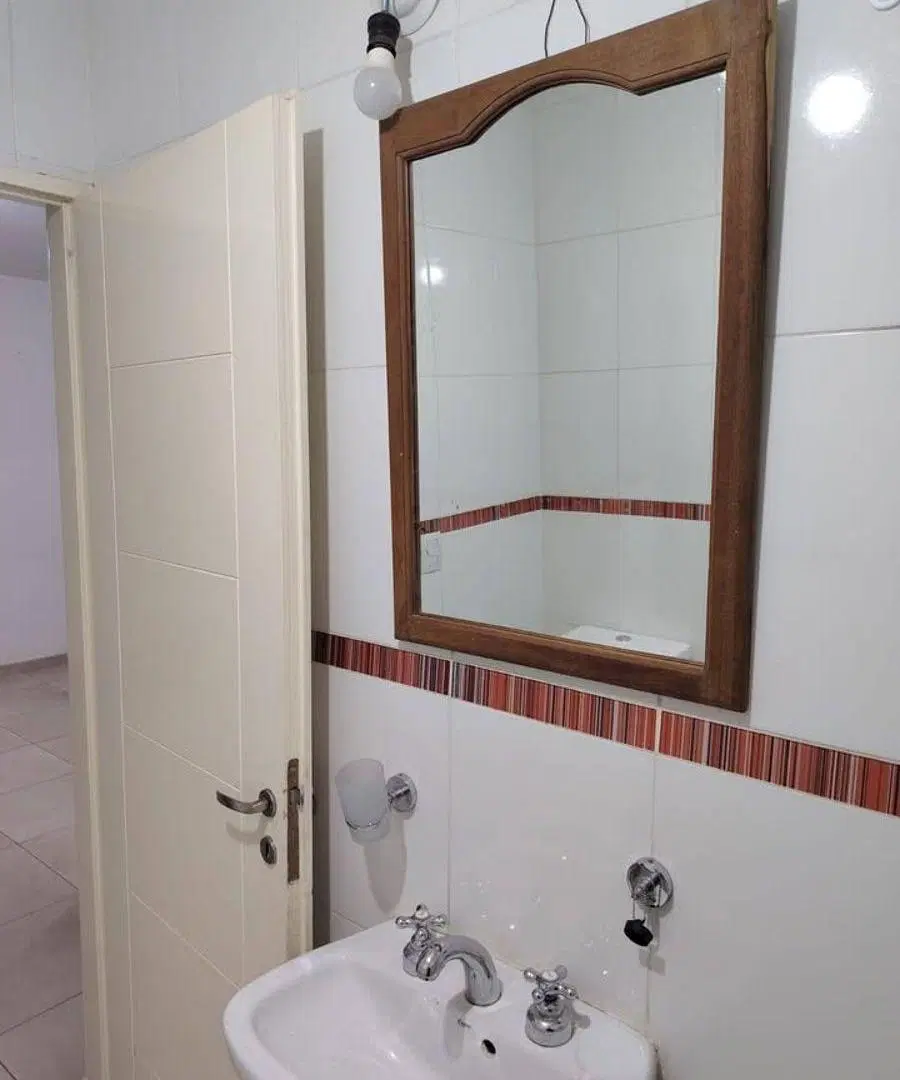 LAFFITE PROPIEDADES ALQUILA Departamento de 1 Dormitorio. Neuquén Capital 4